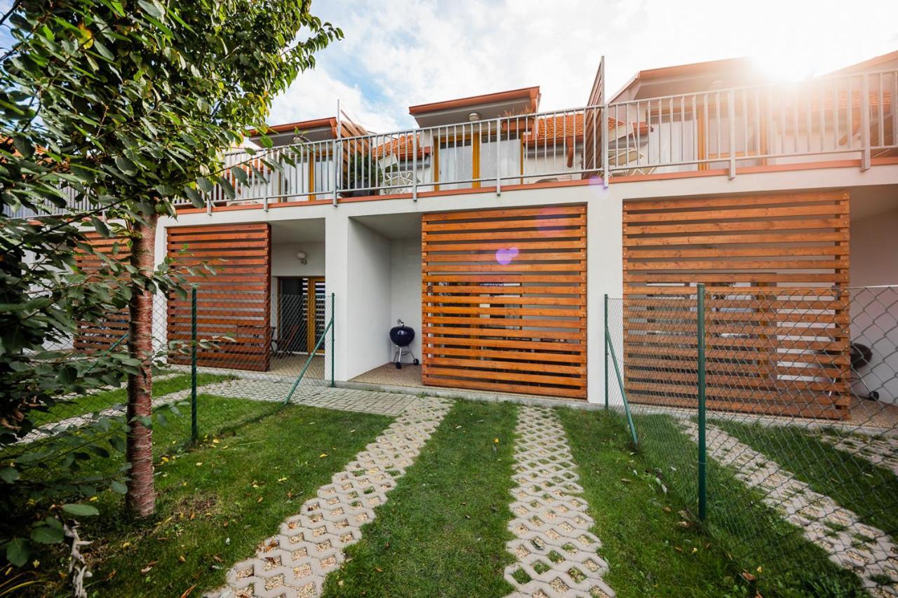 Apartmán Ema Dolní Dunajovice Exterior foto